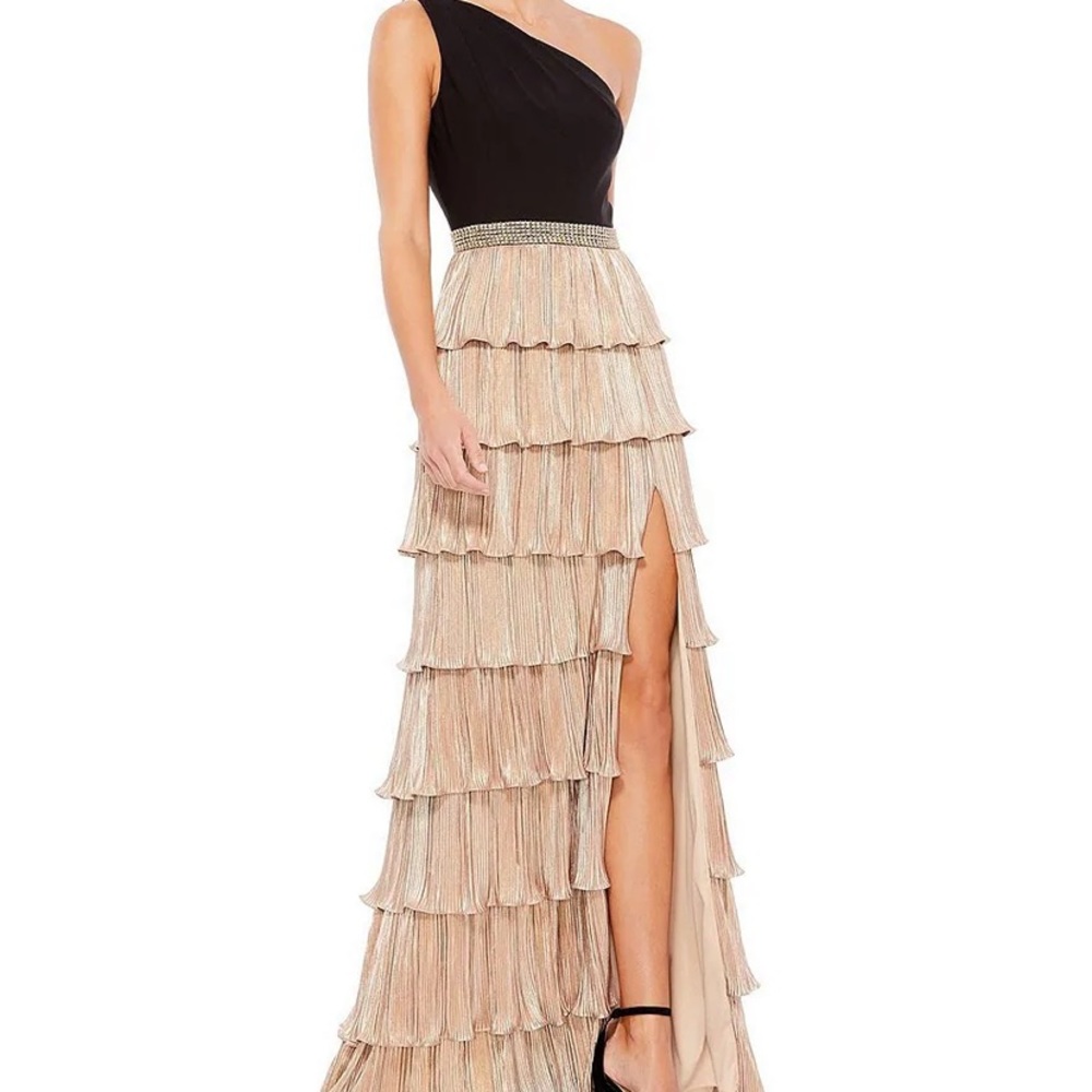 Ieena for Mac Duggal Holiday dress